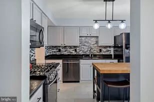 7033 Solomon Seal Ct, Springfield, VA 22152 - Photo 7