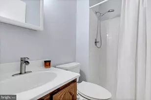7033 Solomon Seal Ct, Springfield, VA 22152 - Photo 37