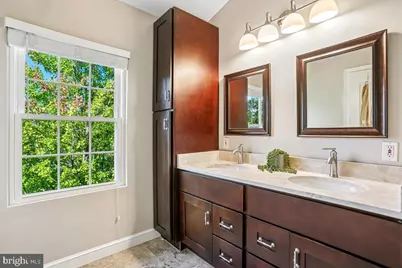 12029 Edgemere Circle, Reston, VA 20190 - Photo 17