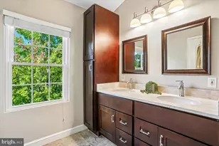 12029 Edgemere Cir, Reston, VA 20190 - Photo 17