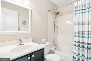 12029 Edgemere Cir, Reston, VA 20190 - Photo 23