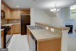 12442 Liberty Bridge Rd, Fairfax, VA 22033 - Photo 21