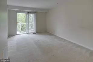 12442 Liberty Bridge Rd, Fairfax, VA 22033 - Photo 27