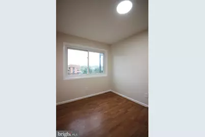 212 Locust Street SE #106, Vienna, VA 22180 - Photo 11