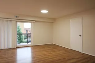 212 Locust Street SE, Vienna, VA 22180 - Photo 3