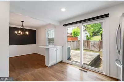 3050 Silent Valley Drive, Fairfax, VA 22031 - Photo 5