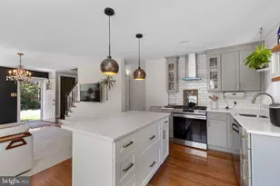 6809 Kenyon Dr, Alexandria, VA 22307 - Photo 1