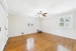 9201 Cherrytree Dr, Alexandria, VA 22309 - Photo 23