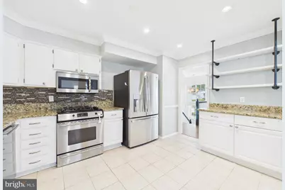 9201 Cherrytree Drive, Alexandria, VA 22309 - Photo 9