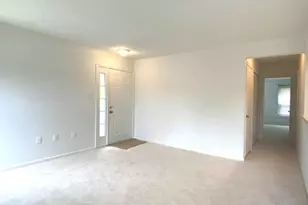 7594 Lakeside Village Dr, Falls Church, VA 22042 - Photo 11