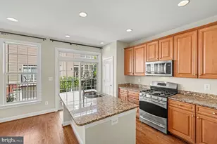 8046 Reserve Way, Vienna, VA 22182 - Photo 49