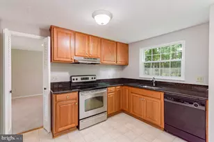 5713 Heming Ave, Springfield, VA 22151 - Photo 9
