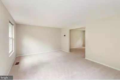 5713 Heming Avenue, Springfield, VA 22151 - Photo 3