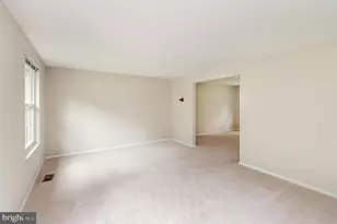 5713 Heming Ave, Springfield, VA 22151 - Photo 3