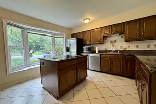 8470 Clover Leaf Dr, McLean, VA 22102 - Photo 5