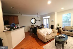 4469 Monmouth St, Fairfax, VA 22030 - Photo 9