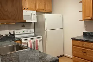 2615 Glengyle Dr, Vienna, VA 22181 - Photo 5