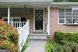 3403 Valewood Dr, Oakton, VA 22124 - Photo 7