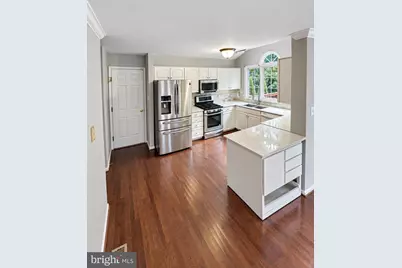 6503 Susan Barkley Court, Alexandria, VA 22315 - Photo 9