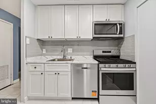 3100 S Manchester St, Falls Church, VA 22044 - Photo 15