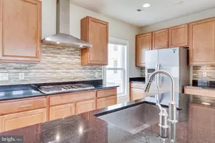 9548 Canonbury Square, Fairfax, VA 22031 - Photo 15