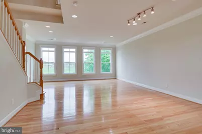 9548 Canonbury Square, Fairfax, VA 22031 - Photo 11
