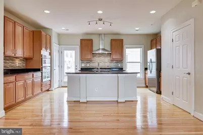 9548 Canonbury Square, Fairfax, VA 22031 - Photo 13