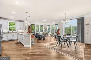 6104 Fairview Farm Dr, Alexandria, VA 22315 - Photo 5