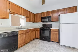 6531 E Brick Hearth Ct E, Alexandria, VA 22306 - Photo 7