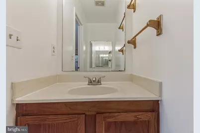 6531 E Brick Hearth Court E, Alexandria, VA 22306 - Photo 11
