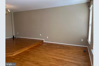 8818 Royal Doulton Lane, Fairfax, VA 22031 - Photo 23