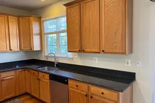8818 Royal Doulton Ln, Fairfax, VA 22031 - Photo 31