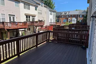 8818 Royal Doulton Ln, Fairfax, VA 22031 - Photo 27
