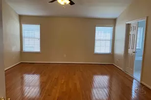 8818 Royal Doulton Ln, Fairfax, VA 22031 - Photo 37