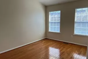 8818 Royal Doulton Ln, Fairfax, VA 22031 - Photo 45