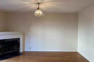 8818 Royal Doulton Ln, Fairfax, VA 22031 - Photo 25