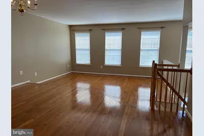 8818 Royal Doulton Lane, Fairfax, VA 22031 - Photo 17