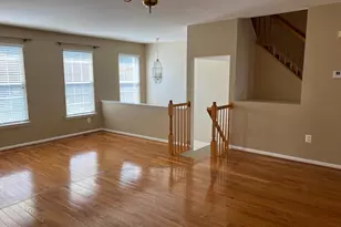 8818 Royal Doulton Ln, Fairfax, VA 22031 - Photo 19