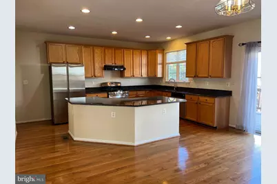 8818 Royal Doulton Lane, Fairfax, VA 22031 - Photo 29