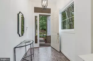 2068 Beacon Heights Dr, Reston, VA 20191 - Photo 11