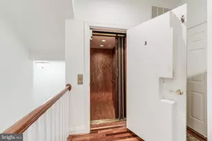 2068 Beacon Heights Dr, Reston, VA 20191 - Photo 17