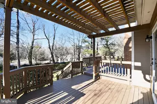 1302 Clayborne House Ct, McLean, VA 22101 - Photo 47