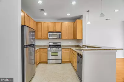 2655 Prosperity Avenue #201, Fairfax, VA 22031 - Photo 7
