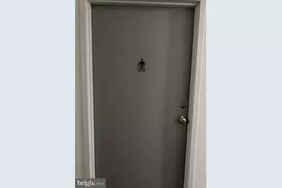 6641 E Wakefield Drive #310, Alexandria, VA 22307 - Photo 5