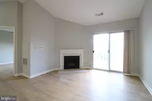 2204 Westcourt Ln, Herndon, VA 20170 - Photo 7