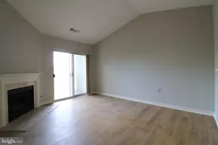2204 Westcourt Ln, Herndon, VA 20170 - Photo 5