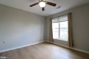 2204 Westcourt Ln, Herndon, VA 20170 - Photo 9