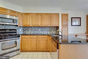 2129 Kings Garden Way, Falls Church, VA 22043 - Photo 9