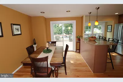 9041 White Rose Lane, Fairfax, VA 22031 - Photo 5