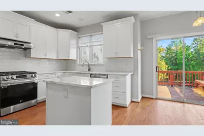 6239 Frosty Winter Court, Centreville, VA 20120 - Photo 5